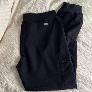 FIGS Zamora Joggers, Black Size: Large Tall